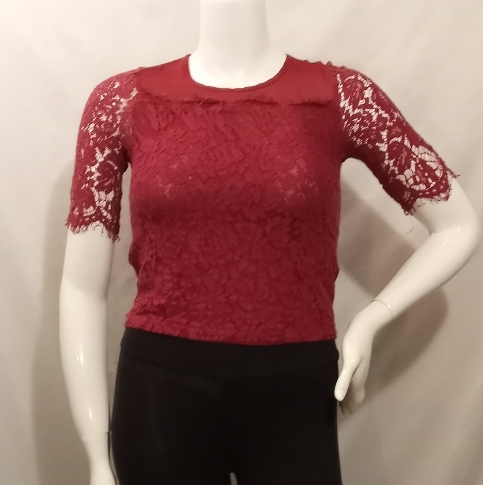 Rue 21 cropped dress top